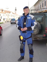 Slika PU_VS/O nama-fotke/prometni policajac.JPG